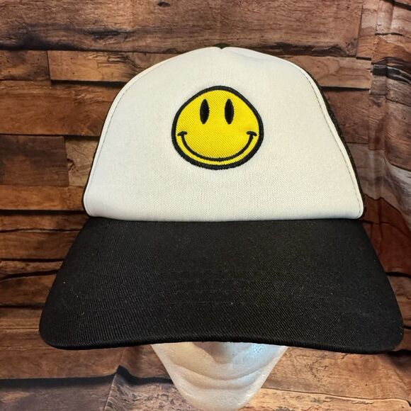 Smiley Face Hat Cap White SnapBack Adjustable Happy Black Mesh Foam Emoji Adult - Picture 1 of 6